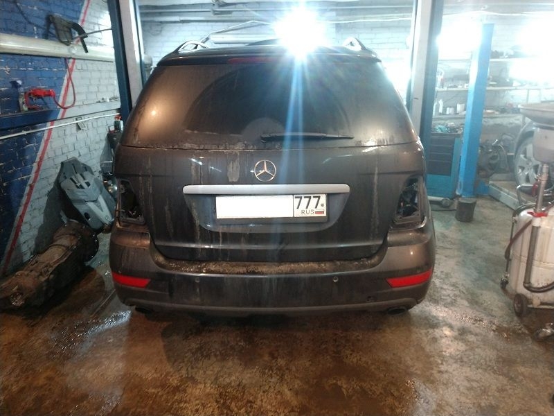 Ремонт светодиодных фонарей Mercedes ML164
